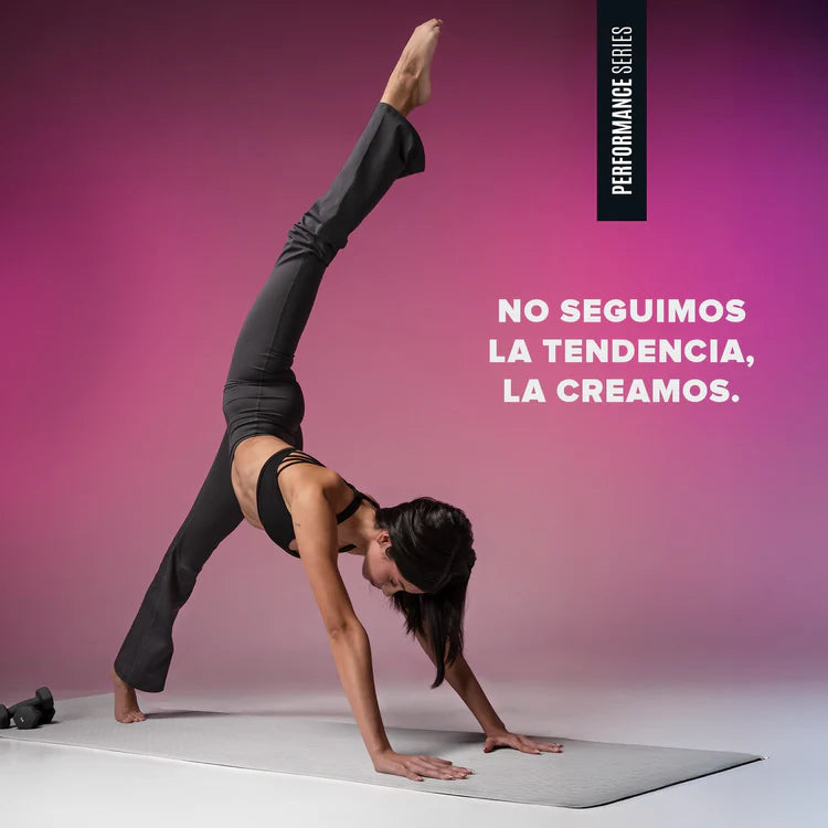 Birdman Creatine Refresher| Sabor Pink Lemonade | Creatina Monohidratada con Electrolitos, Magnesio y Vitaminas | Sin Azúcar, Sin Calorías | Saborizantes y Endulzantes Naturales | 30 Porciones | 300g